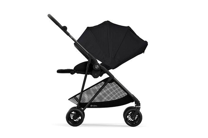 An image of the CYBEX Gold Melio Carbon Stroller, highlighting the Supreme XXL Sun Canopy feature.