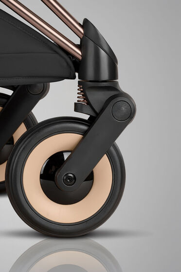 Close-up of the Coya's wheels.