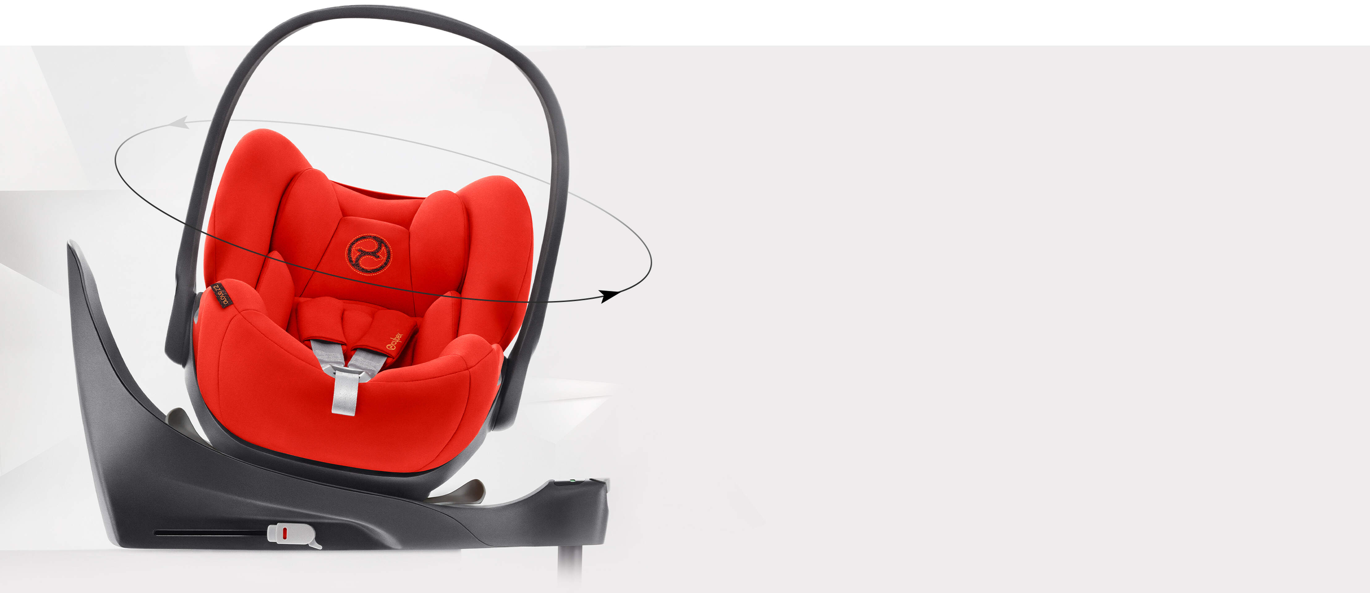 Cloud Z2 i-Size Car Seat by CYBEX Platinum