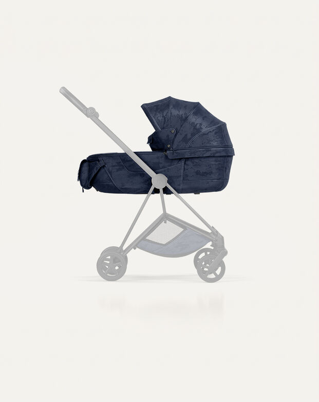 Product shot of a Rebellious Luxury Mios.