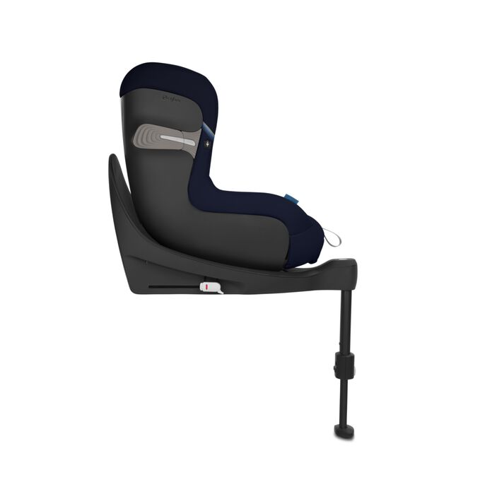 An image of the CYBEX Gold Sirona SX2 i-Size Toddler Car Seat, highlighting the Energy Reduction Technology feature.