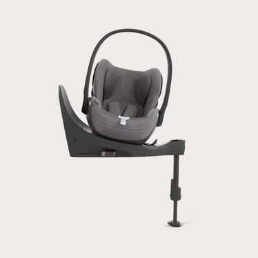 An image of the CYBEX Platinum Cloud T i-Size Infant Car Seat, highlighting the Easy on and off-boarding feature.