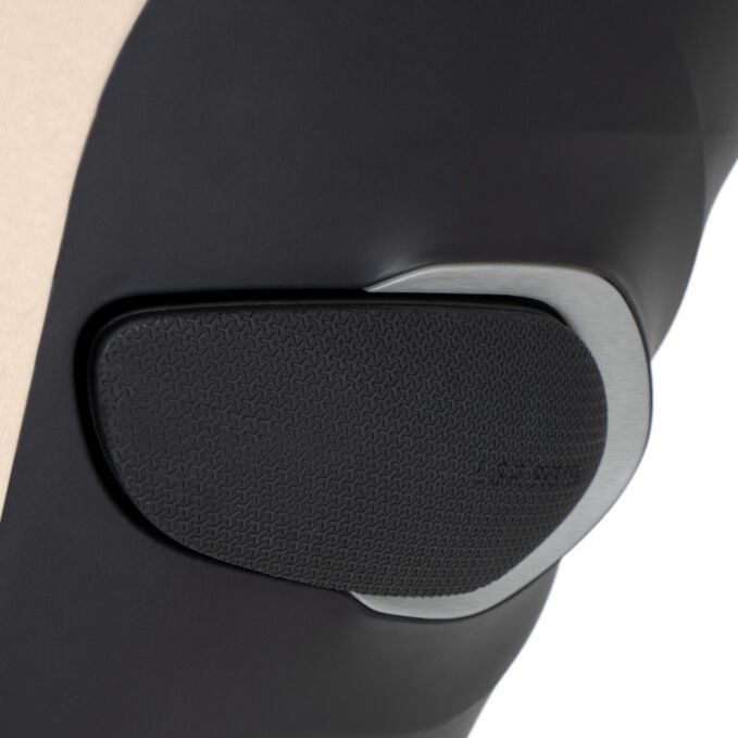 An image of the CYBEX Gold Sirona Gi i-Size Toddler Car Seat, highlighting the Side-protection feature.