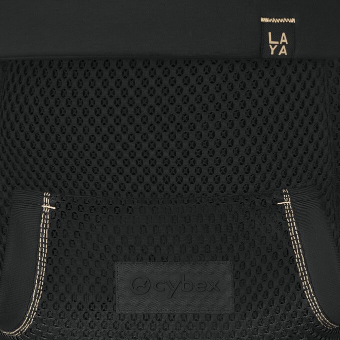 Obr&aacute;zek CYBEX Gold Laya Baby Carrier, kter&yacute; zv&yacute;razňuje funkci Prody&scaron;n&aacute; 3D s&iacute;ťovina.