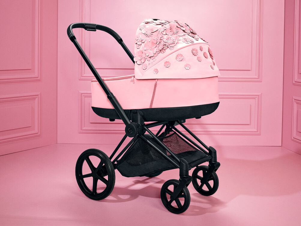 Cybex Platinum Simply Flowers Priam Lux Carry Cot on Priam Frame Pushchair