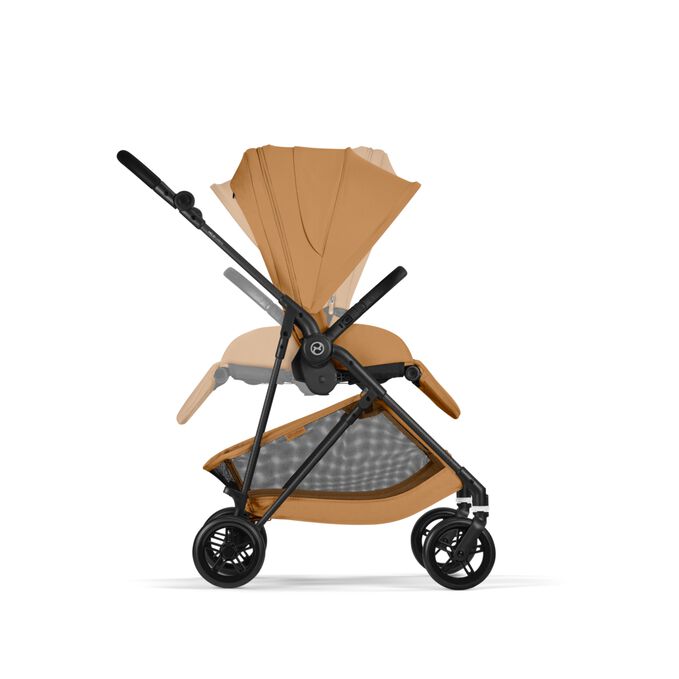 An image of the CYBEX Gold Melio Carbon Stroller, highlighting the Reversible Seat Unit feature.