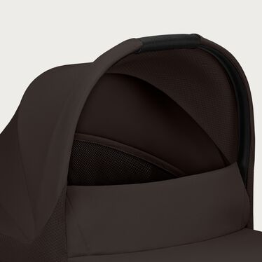 An image of the CYBEX Gold Melio Cot Stroller, highlighting the Easy Handling feature.