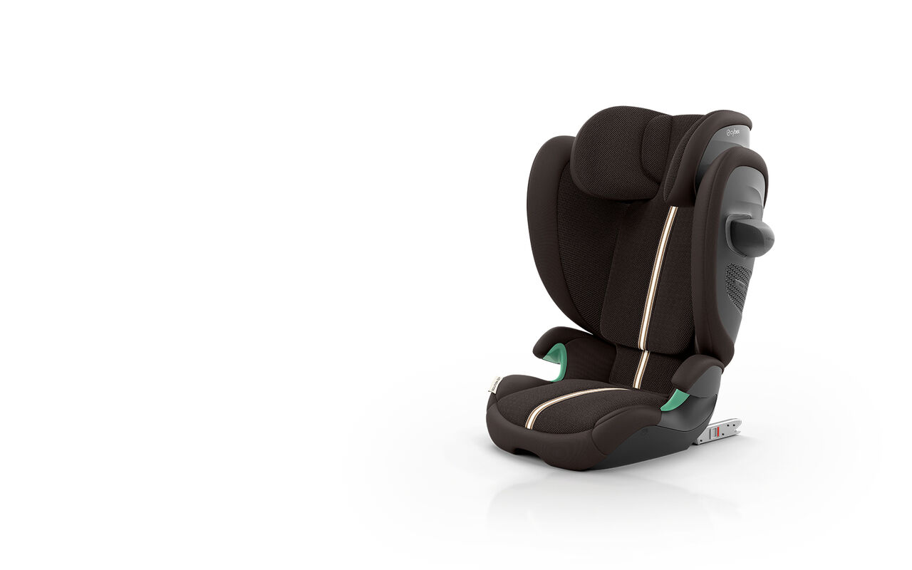 A Solution G2 car seat in Chocolate Brown.