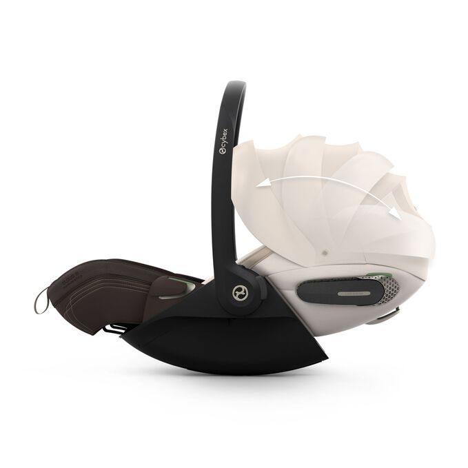 En bild av CYBEX Platinum Cloud S Infant Car Seat som lyfter fram funktionen Perfekt solskydd.