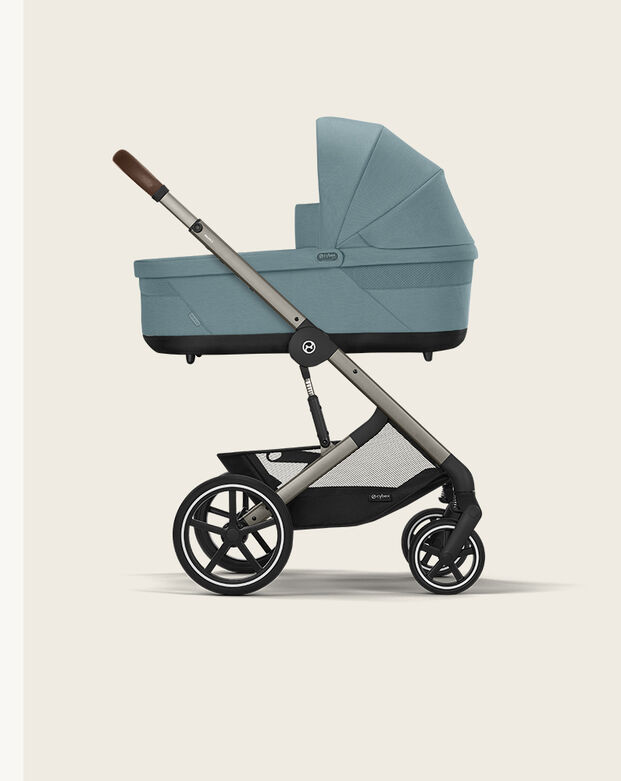 Product image of our CYBEX full-size stroller