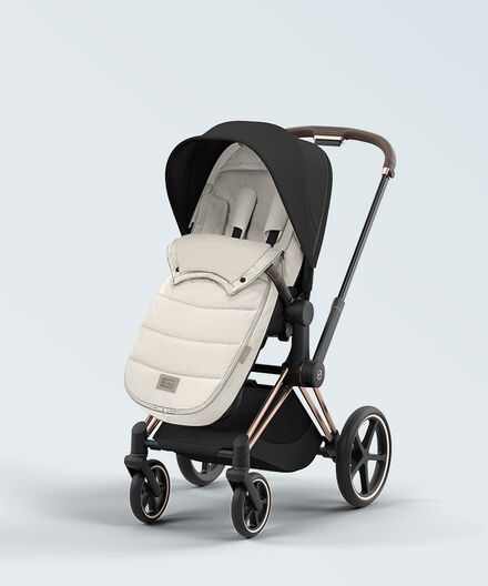 Image produit : CYBEX Priam équipée d’une chancelière.