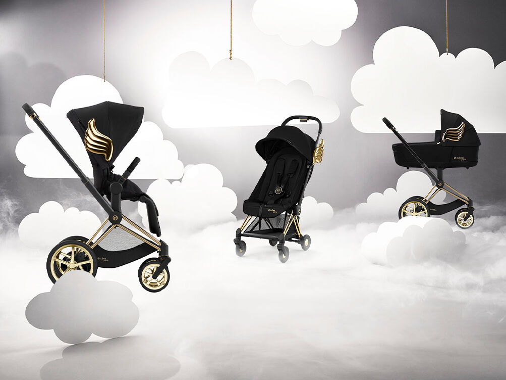 Sequenza di immagini Cybex by Jeremy Scott Wings Collection