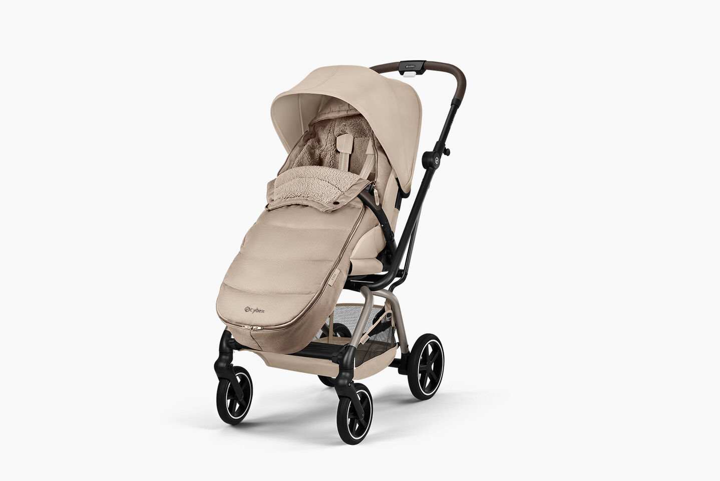 Productafbeelding van een Eezy S Twist +2-buggy met een bevestigde Gold Voetenzak.