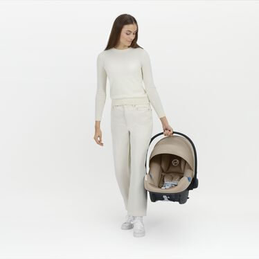 An image of the CYBEX Gold Aton G2 Swivel with Load Leg Base Infant Car Seat, highlighting the Lightweight Design, Advanced Safety feature.