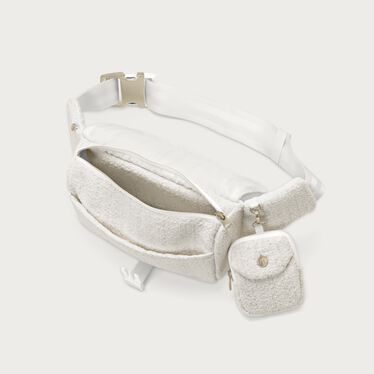 An image of the CYBEX Platinum Belt Bag Bouclé , highlighting the Smartly Organized feature.