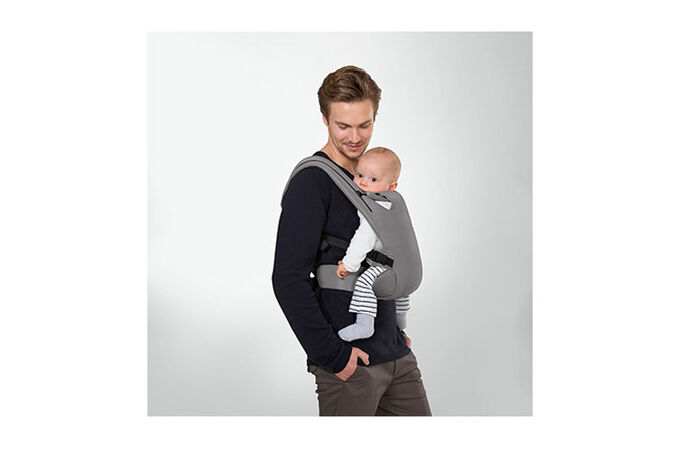 An image of the CYBEX Gold BEYLA.twist Baby Carrier, highlighting the Multifunctional headrest feature.