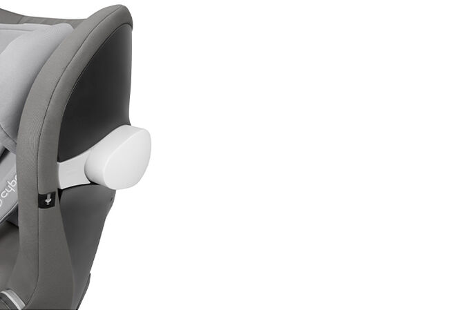 An image of the CYBEX Gold Sirona M with SensorSafe Toddler Car Seat, highlighting the Linear Side-impact Protection (L.S.P.) feature.