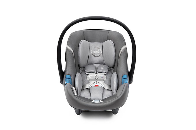 An image of the CYBEX Gold Aton M with SensorSafe Infant Car Seat, highlighting the SensorSafe™ Technology feature.
