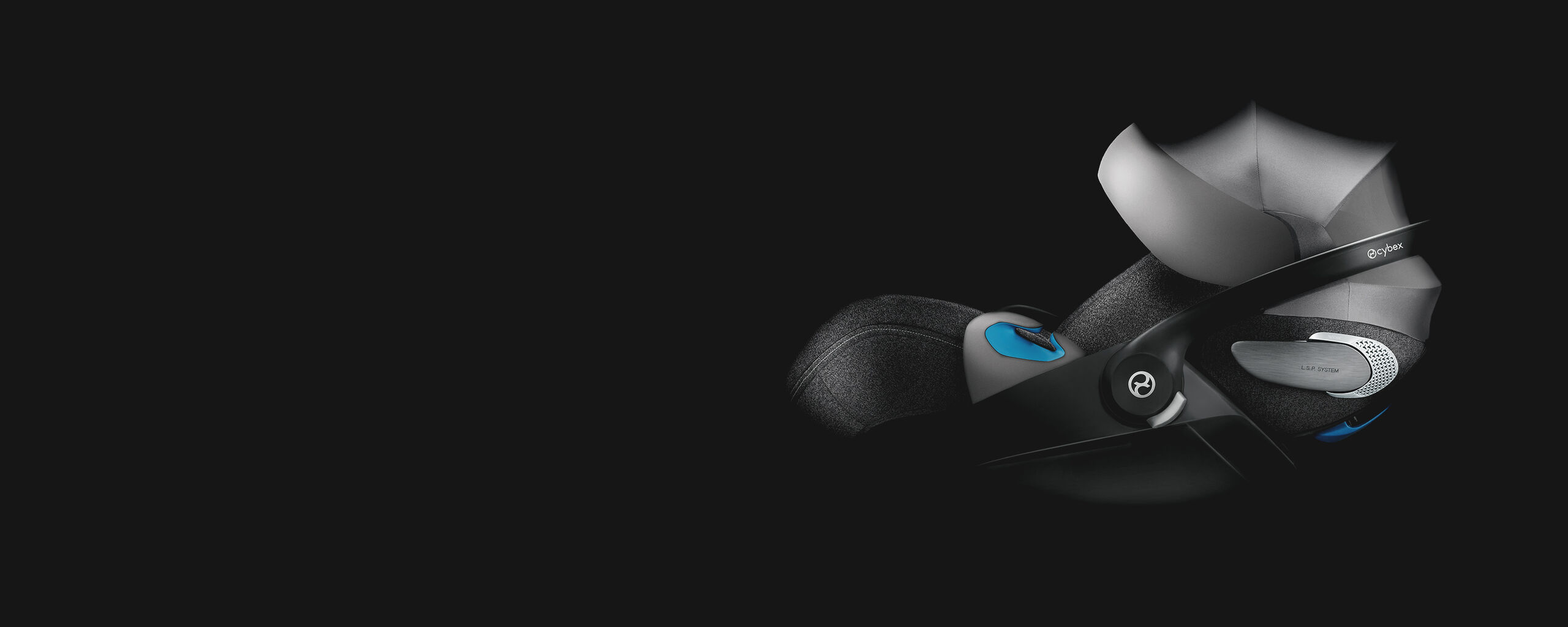 Cloud T reclining infant car seat in sleek black design.