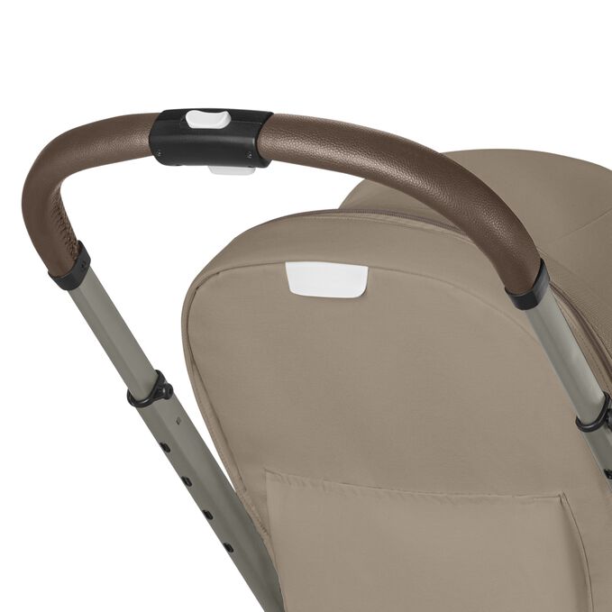 An image of the CYBEX Gold Balios S Lux Stroller, highlighting the One-Hand Height-Adjustable Handlebar feature.