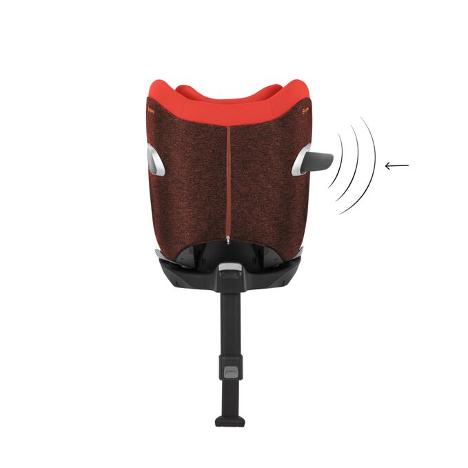 An image of the CYBEX Platinum Sirona Z2 i-Size Toddler Car Seat, highlighting the Side-impact Protection feature.