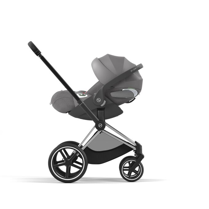 An image of the CYBEX Platinum Cloud T i-Size Infant Car Seat, highlighting the Easy transition from car to stroller feature.