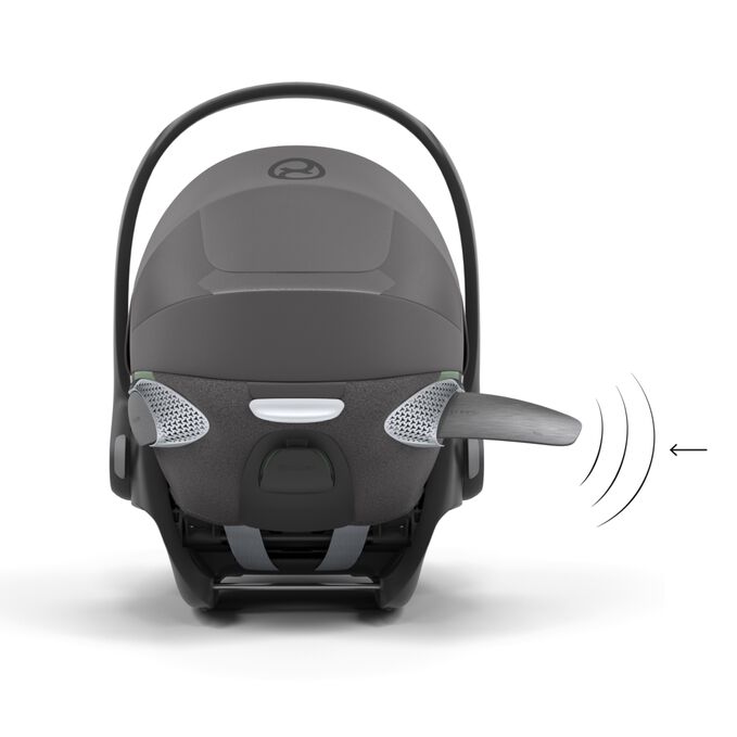 An image of the CYBEX Platinum Cloud T i-Size Infant Car Seat, highlighting the 25% more side-impact protection feature.