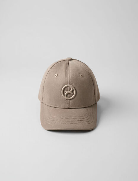 Product image of a CYBEX cap with our logo.