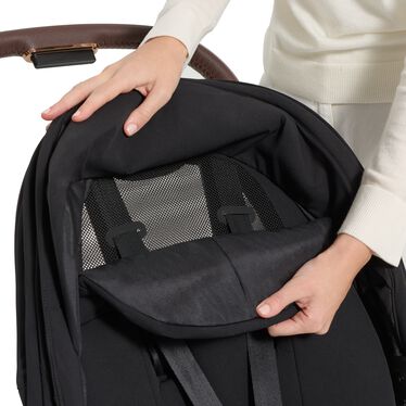 An image of the CYBEX Platinum Mios Seat Pack - Style Collection Stroller, highlighting the Breathable Mesh Backrest feature.