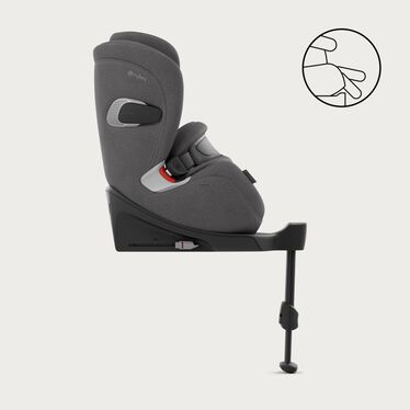 An image of the CYBEX Platinum Anoris T2 i-Size Plus Toddler Car Seat, highlighting the Freedom to Move feature.