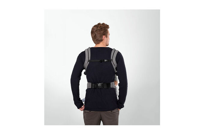 An image of the CYBEX Gold BEYLA.twist Baby Carrier, highlighting the Safety lock mechanism feature.