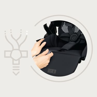 An image of the CYBEX Gold Melio Carbon Stroller, highlighting the One-pull Harness feature.