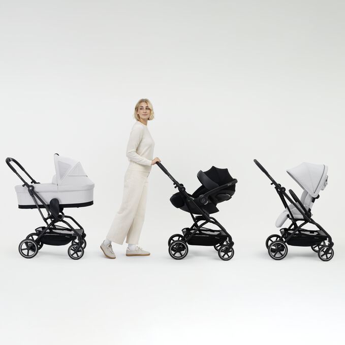 Image du CYBEX Gold Eezy S Twist +2 Buggy, mettant en avant la fonctionnalité Transformable en travel system.