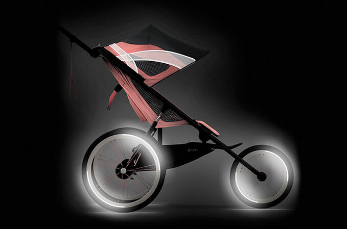 An image of the CYBEX Gold Avi Seat Pack Jogger, highlighting the Reflective details feature.