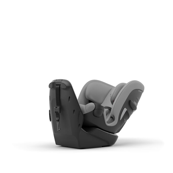 An image of the CYBEX Gold Callisto G 360 Select Child Car Seat, highlighting the Anti-Rebound Base with SecureFix360 Tether feature.