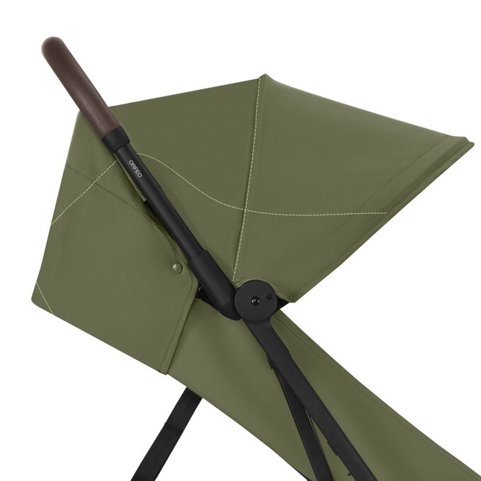 An image of the CYBEX Gold Orfeo Buggy, highlighting the XL UPF50+ Sun Canopy feature.