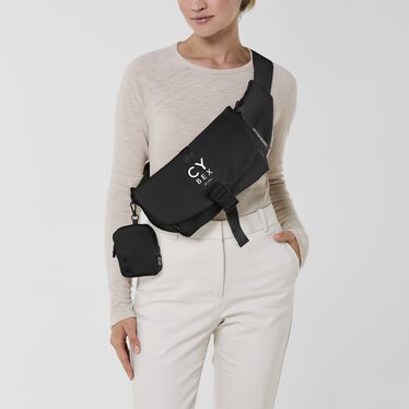 An image of the CYBEX Platinum Belt Bag Urban Mobility , highlighting the Multiple Carry Positions feature.