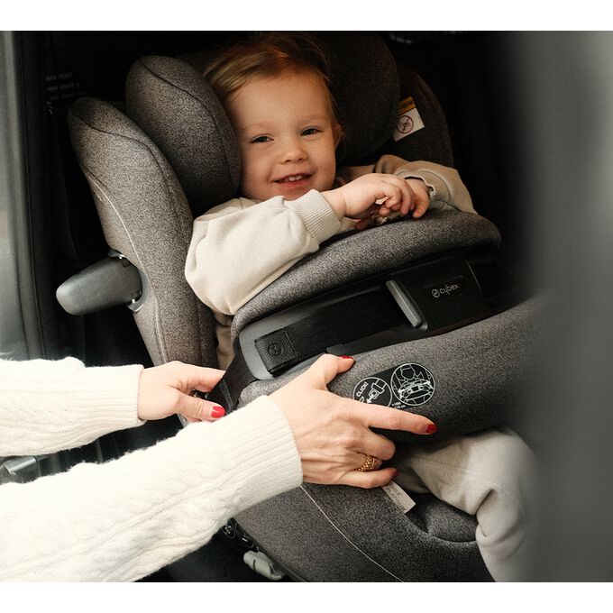 Anoris T i-Size – Secures your child in seconds