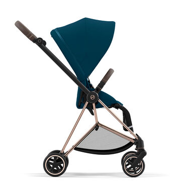 CYBEX Platinum Stroller Mios Lux Carry Cot shown on Mios Frame - Mountain Blue