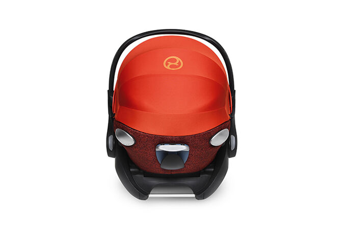An image of the CYBEX Platinum Cloud Q with Base Infant Car Seat, highlighting the European Belt Path feature.