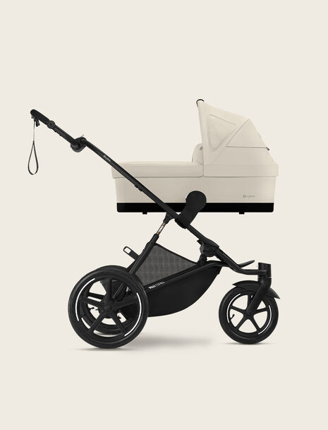 Product image of one of our CYBEX sport strollers