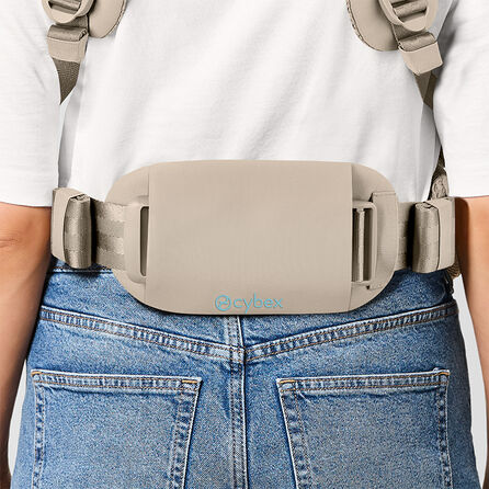 Close up of the Lumbar Support the Amya baby carrier has to offer.