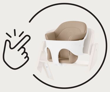 An image of the CYBEX Gold Click & Fold Comfort Inlay Accessories for Home, highlighting the Easy Attachment feature.