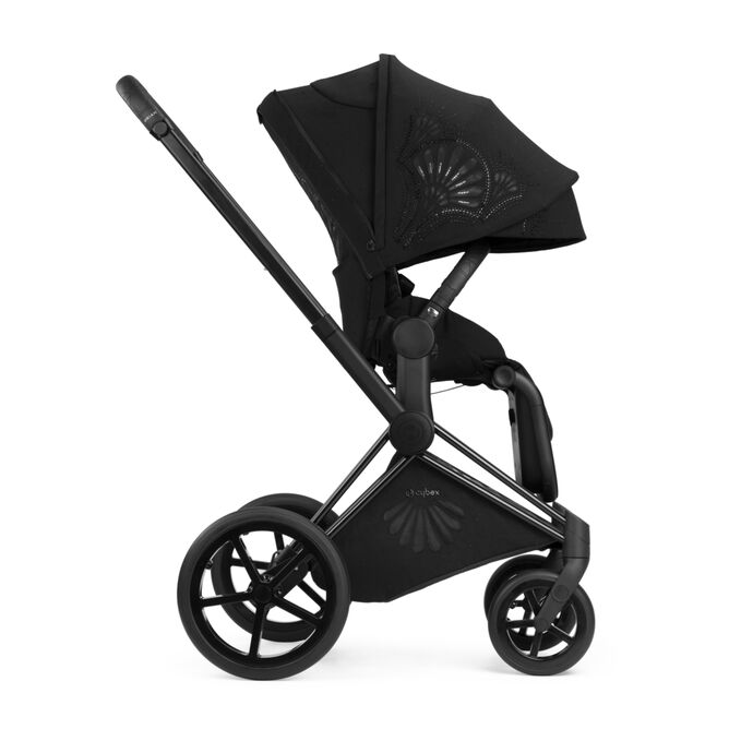 An image of the CYBEX Platinum Priam - La Parisienne Stroller, highlighting the XXL Sun Canopy feature.