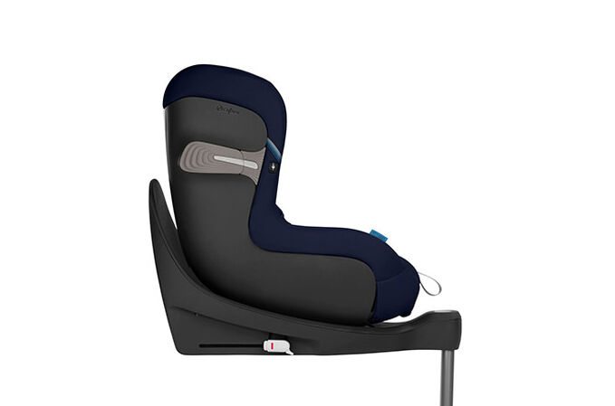 An image of the CYBEX Gold Sirona S i-Size Toddler Car Seat, highlighting the Energy Reduction Technology feature.