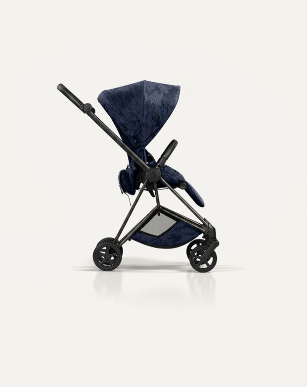 Product shot of a Rebellious Luxury Mios.