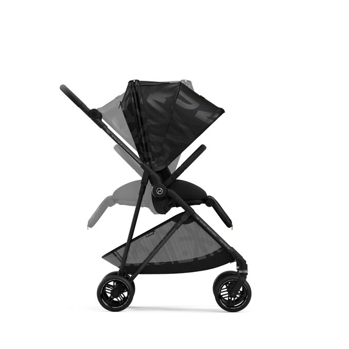 Ein Bild des CYBEX Gold Melio Street Stroller, das das Merkmal Wendbare Sitzeinheit hervorhebt.
