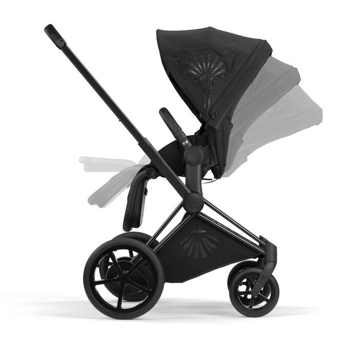 An image of the CYBEX Platinum e-Priam - La Parisienne Stroller, highlighting the One-hand Recline and Fold feature.