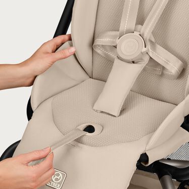 Obrázek CYBEX Gold Eezy S Twist+2 Pás na jedno zatiahnutie