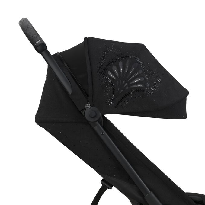 An image of the CYBEX Platinum Coya - La Parisienne Buggy, highlighting the Sun Canopy with Mesh Section feature.